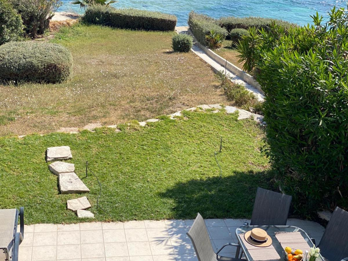 Amazing Front Line Villa In Coral Bay Peyia Luaran gambar